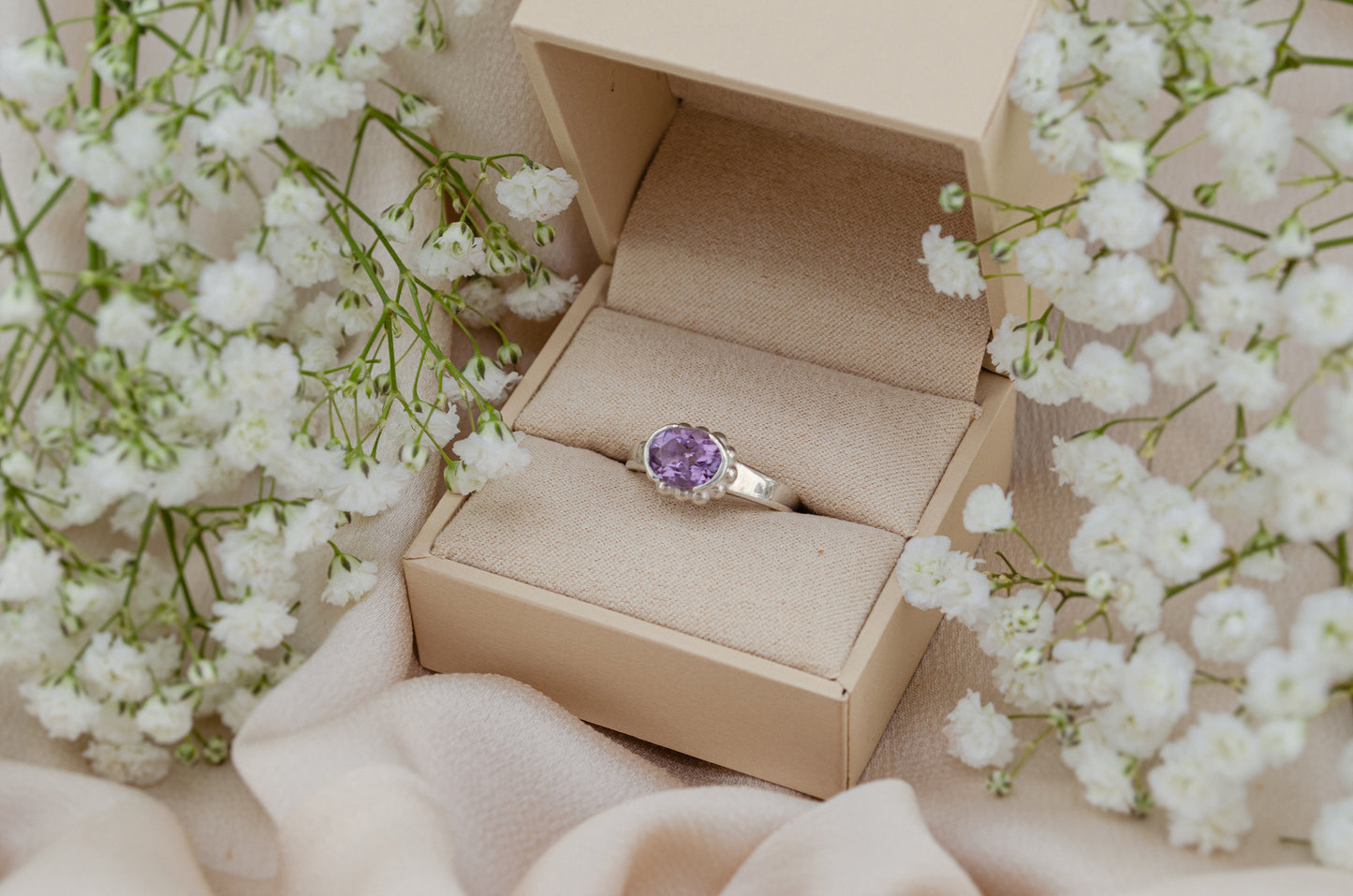 Beaded collar Amethyst ring - One-of-a-kind